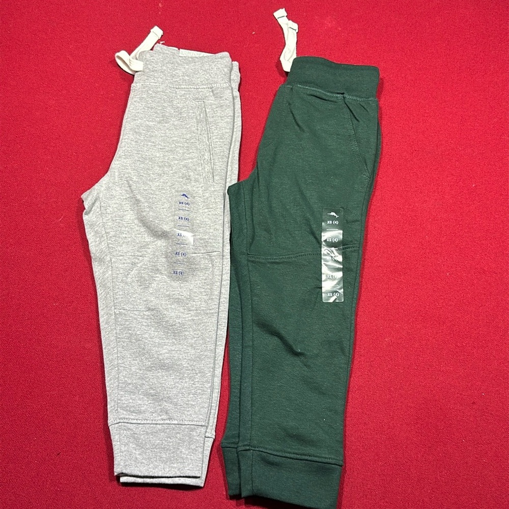 2 pair Toddler Tommy Bahama Joggers XS (4)
